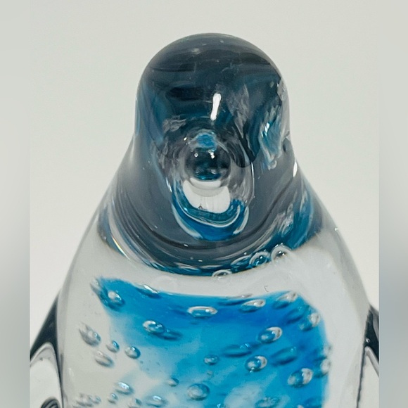 Studio Art Glass Penguin Figurine Paperweight Clear/Blue And Captured Bubbles - Picture 5 of 10